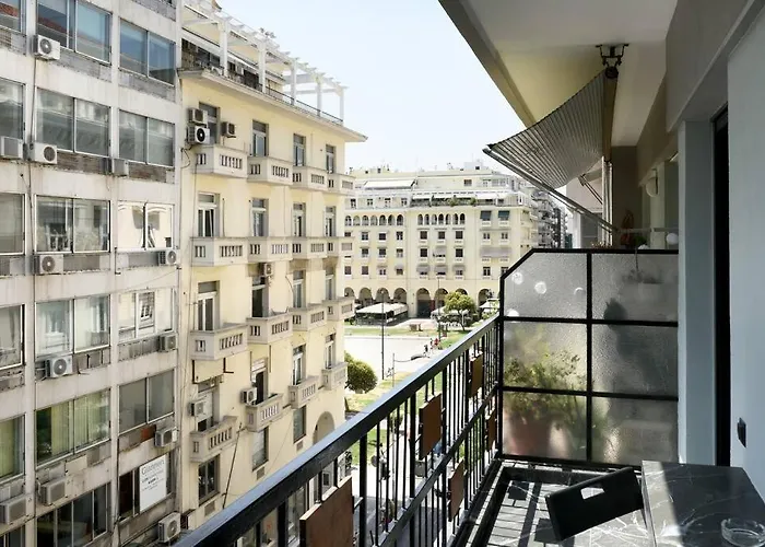 Luxury A At Mitropoleos-aristotelous Square *