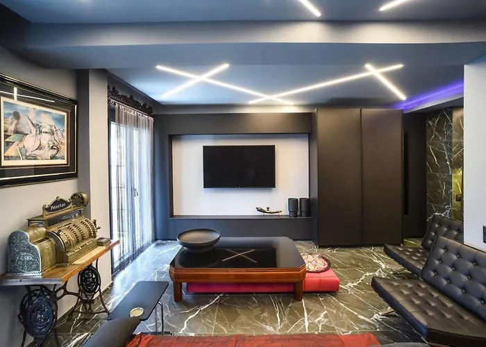 Luxury A At Mitropoleos-aristotelous Square 아파트 *