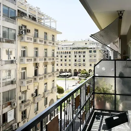 Luxury A At Mitropoleos-aristotelous Square *